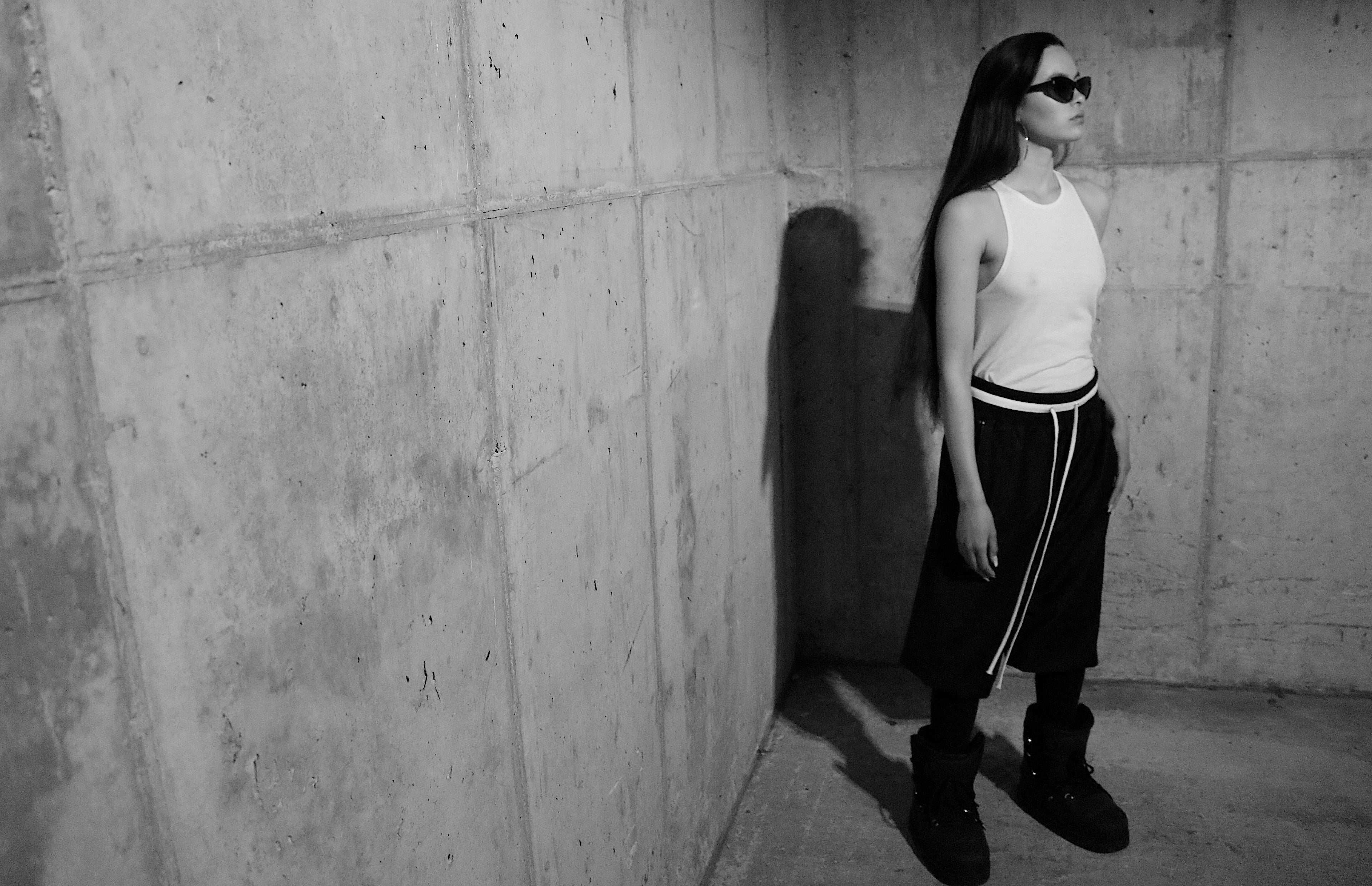 THE SUPER 120S SHORTS